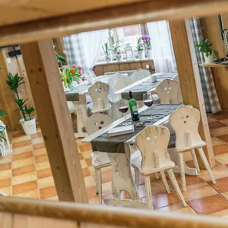 Panzió Goscinne U Malgorzaty Jacuzzi & Sauna Zakopane